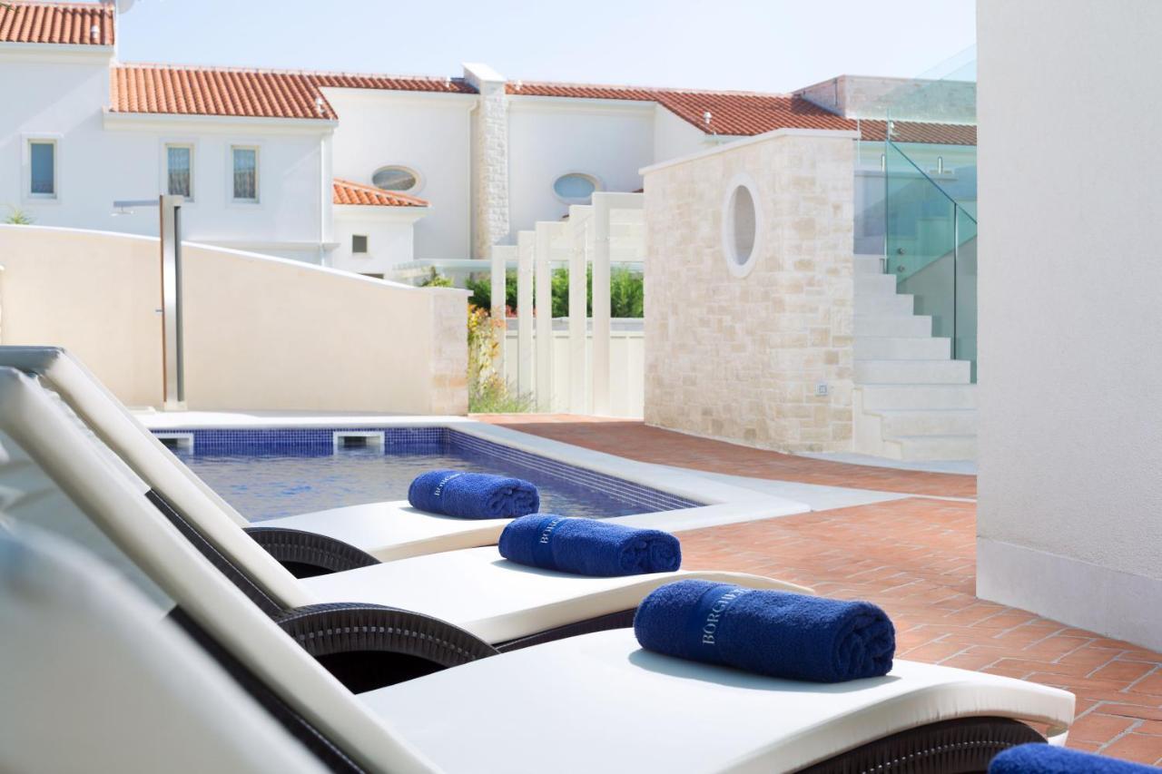 Villa Sylvia by HMZ Villas Tar-Vabriga Exteriör bild